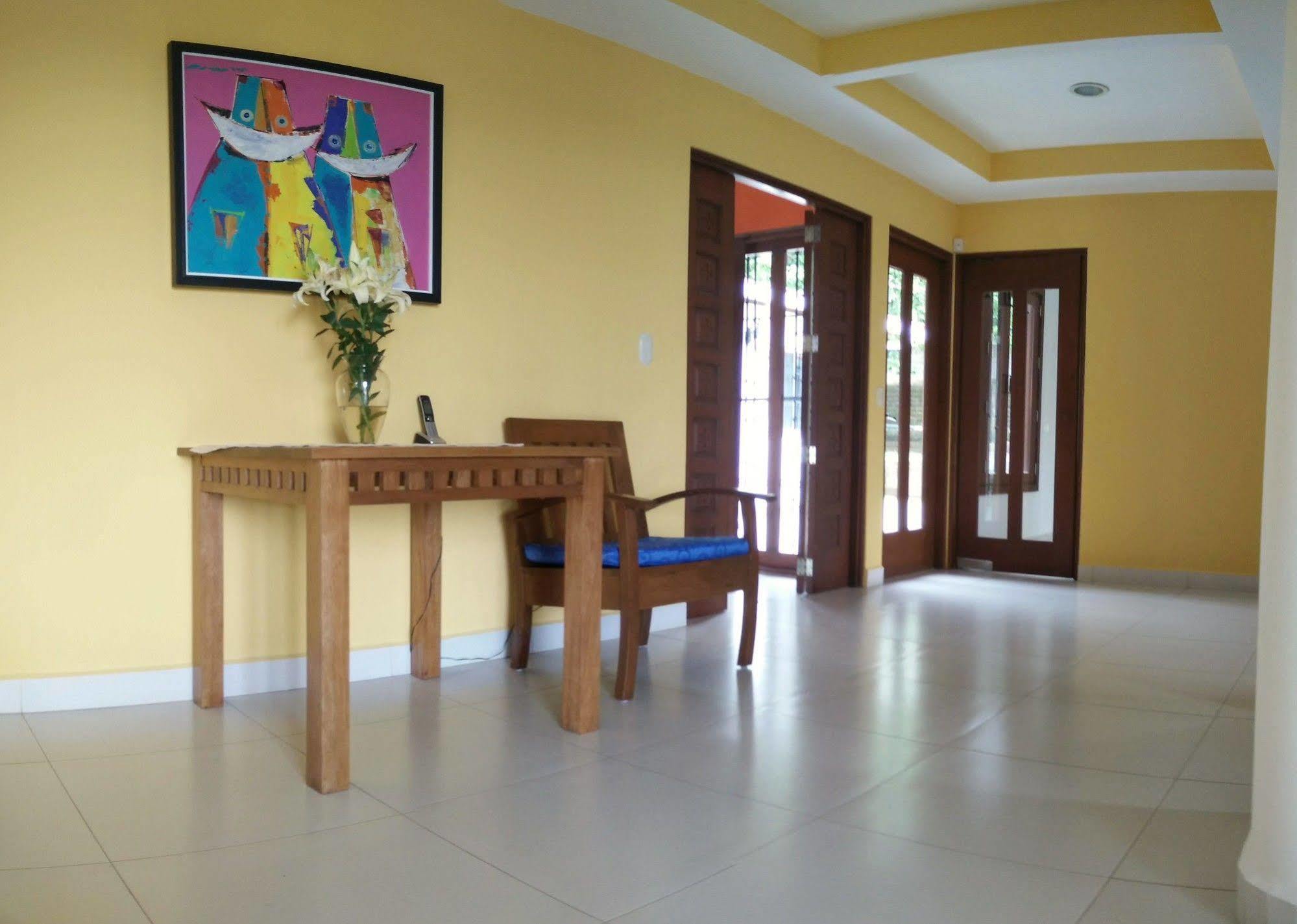 El Mirador Suites Managua Bagian luar foto
