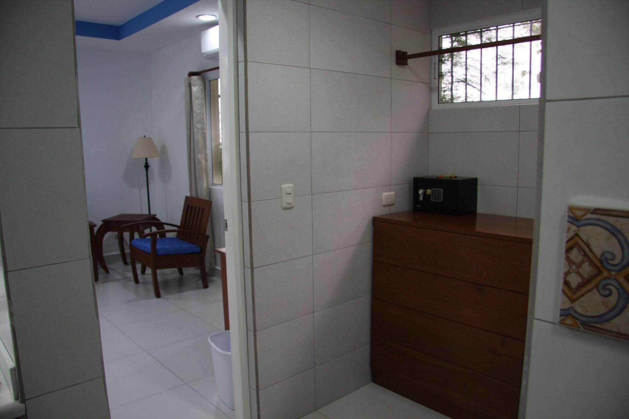 El Mirador Suites Managua Bagian luar foto